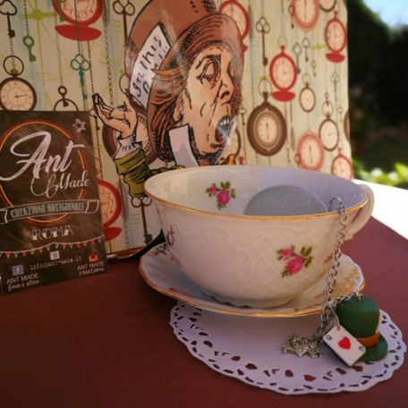 Infusore con decorazione fatta a mano 'Cappellaio Matto'