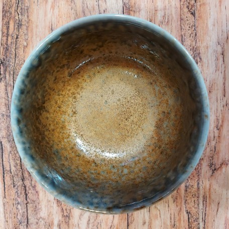 Ciotola per tè Matcha beige e azzurra