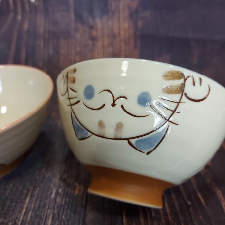 ciotolina giapponese con gatto in porcellana