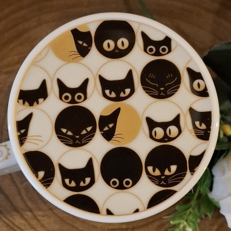 Tisaniera in porcellana made in Japan con tanti gatti