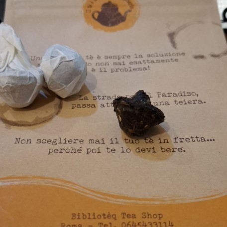 Pu Erh Xiao Mo Gu - shu / hong